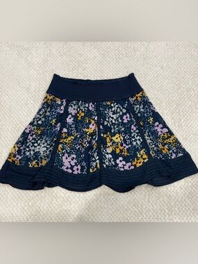 Free People Fully Lined A-Line Ruched Mini Skirt in Navy Floral Size Small
